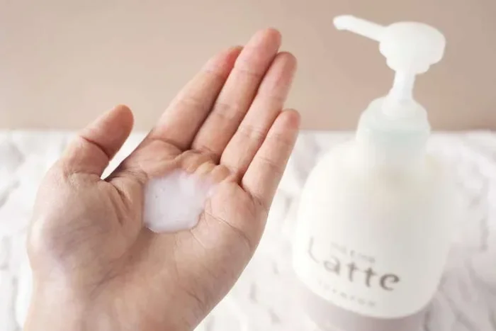 KRACIE- Set gội xả Latte phục hồi tóc 400mlx2