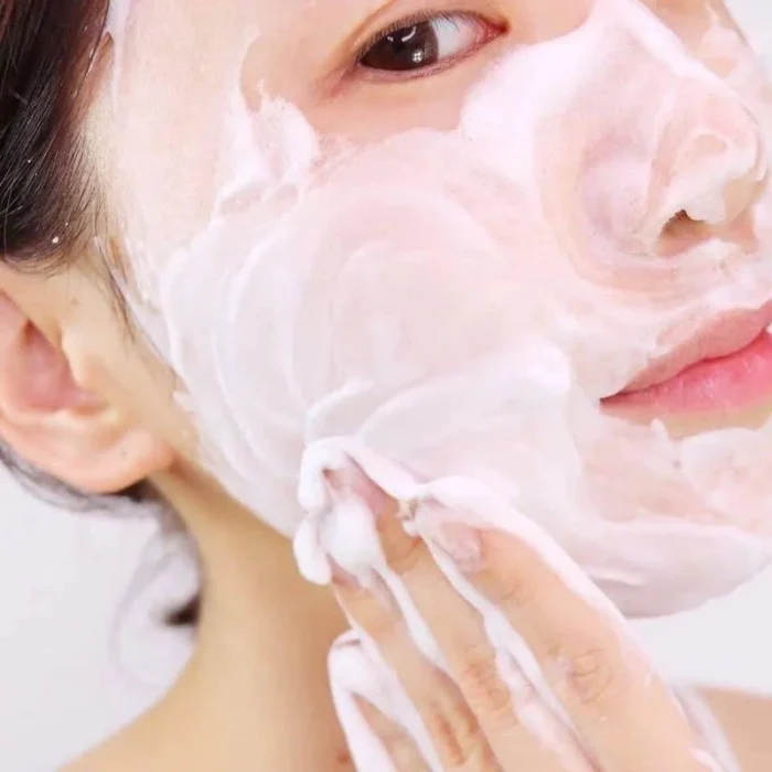SHISEIDO- Sữa rửa mặt trắng da Aqua Label 130g