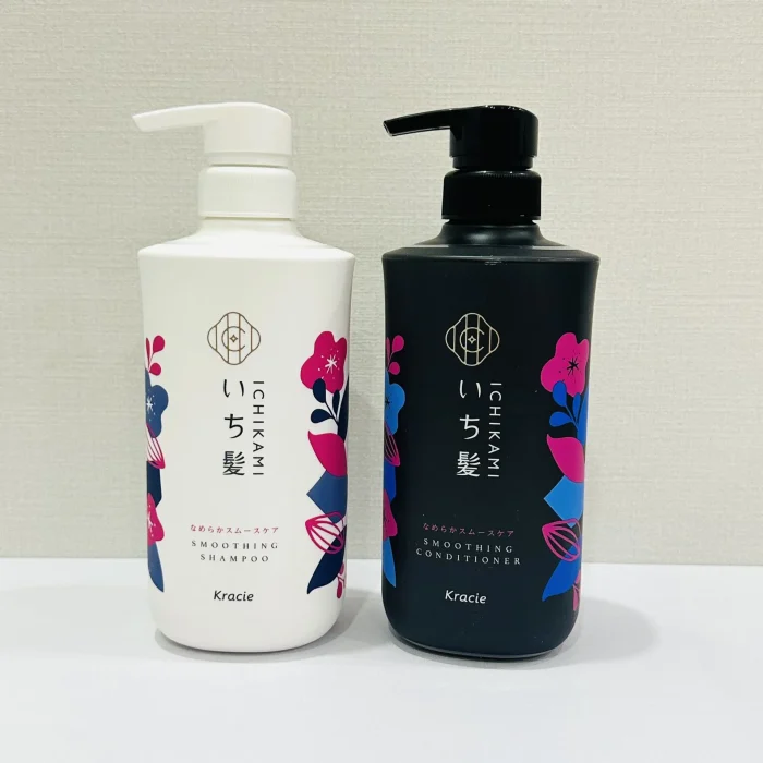 Bộ dầu gội xả Ichikami trắng đen hương hoa trà (dùng cho tóc thẳng, vào nếp)